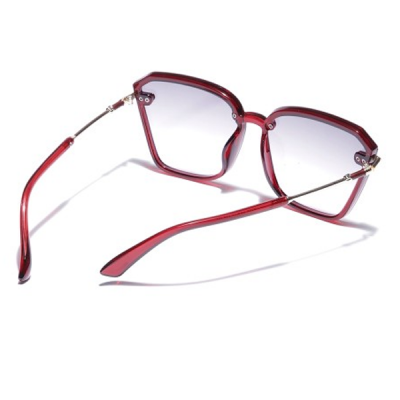 Women Brown Lens Sunglasses with UV Protected Lens